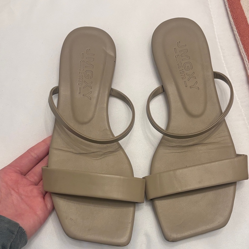 Women's Tan Sandals